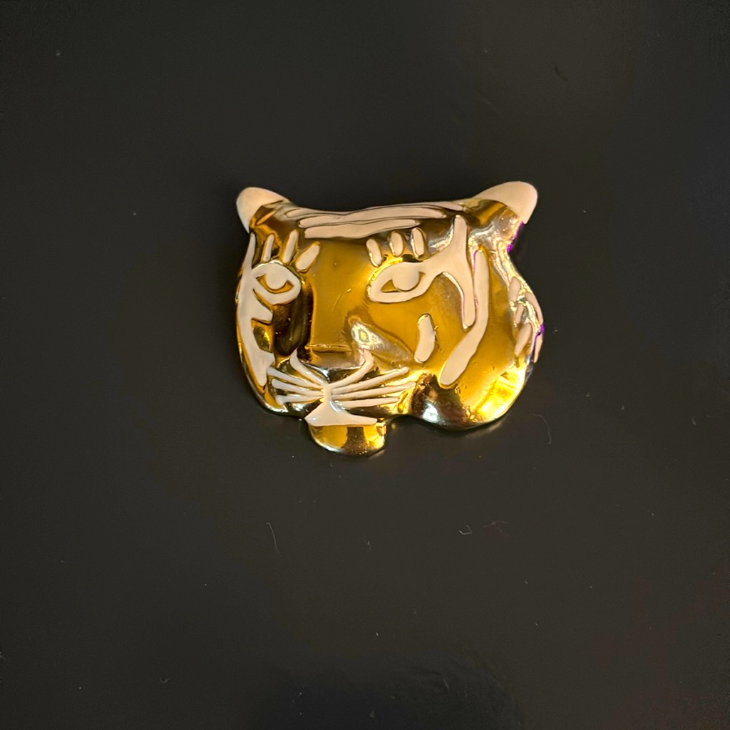 Chameau Et Chameau Vintage 90s Kenneth Lane Gold Tone Tiger Brooch Chameau Et Chameau Vintage 90s Kenneth Lane Gold Tone Tiger Brooch